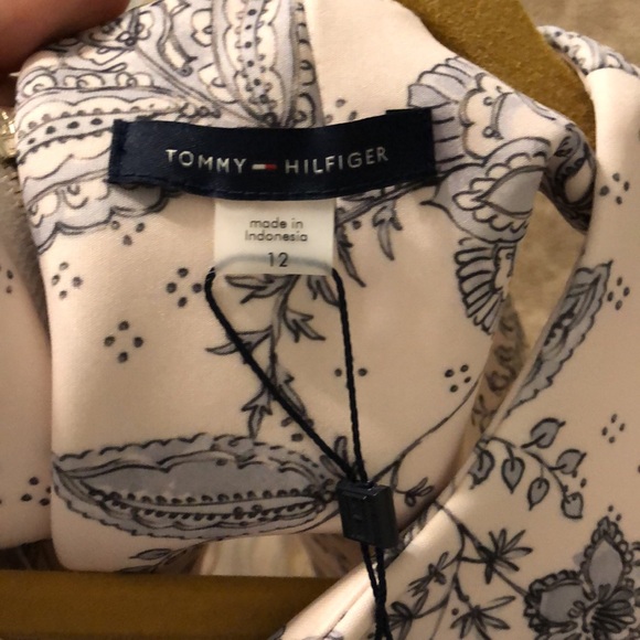 NWT Tommy Hilfiger Dress - Picture 4 of 7